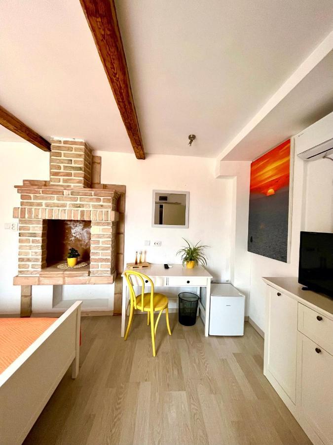 Val Comeza Otel Komiža Dış mekan fotoğraf