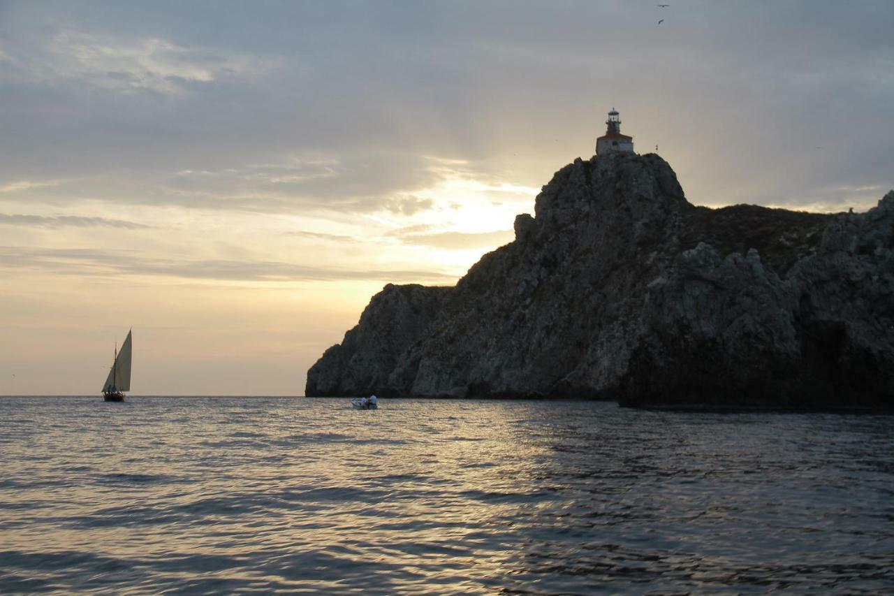 Val Comeza Otel Komiža Dış mekan fotoğraf