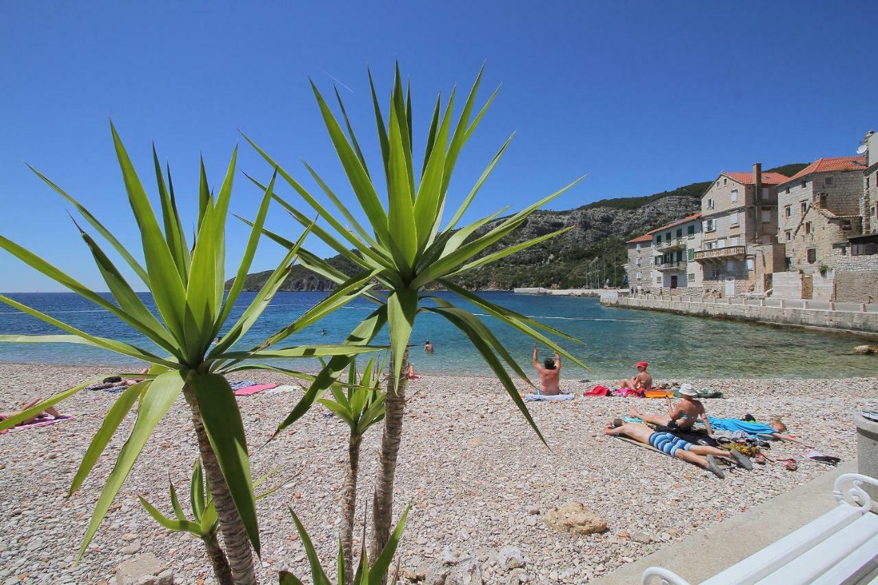 Val Comeza Otel Komiža Dış mekan fotoğraf